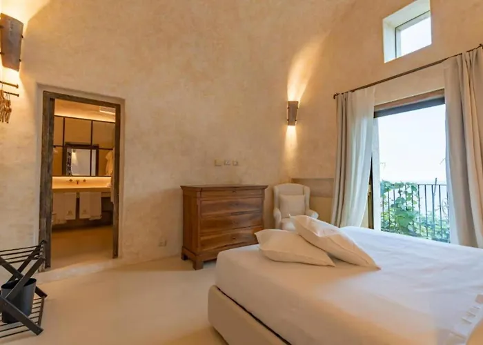 - Margherita Villa Amalfi